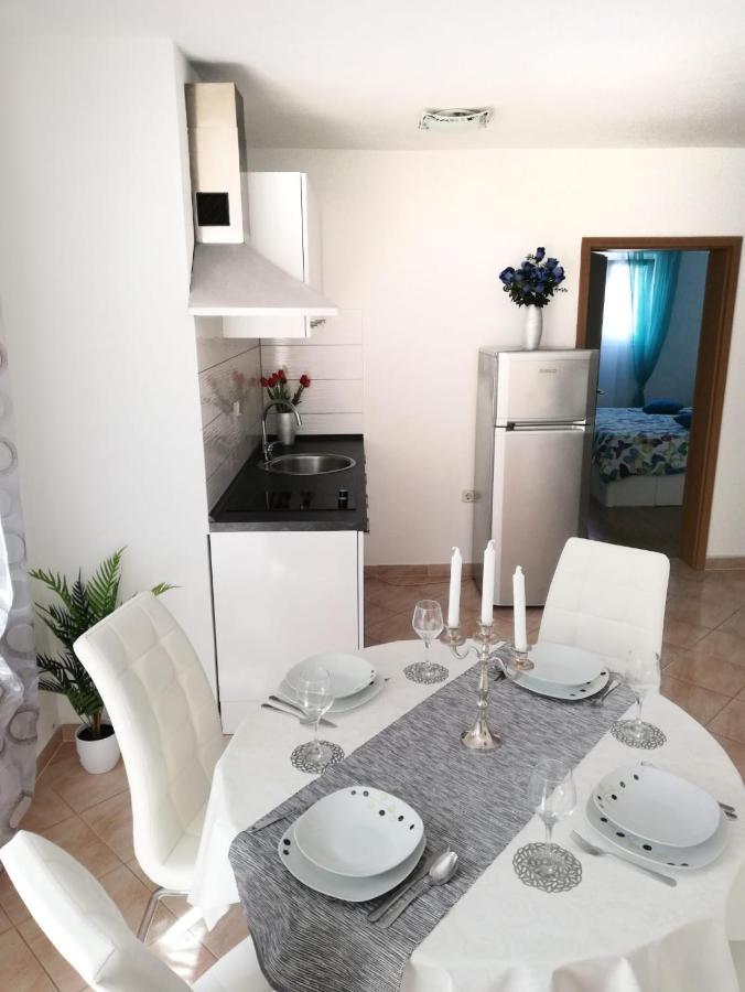 Apartment Toni With Private Parking Zadar Exterior foto