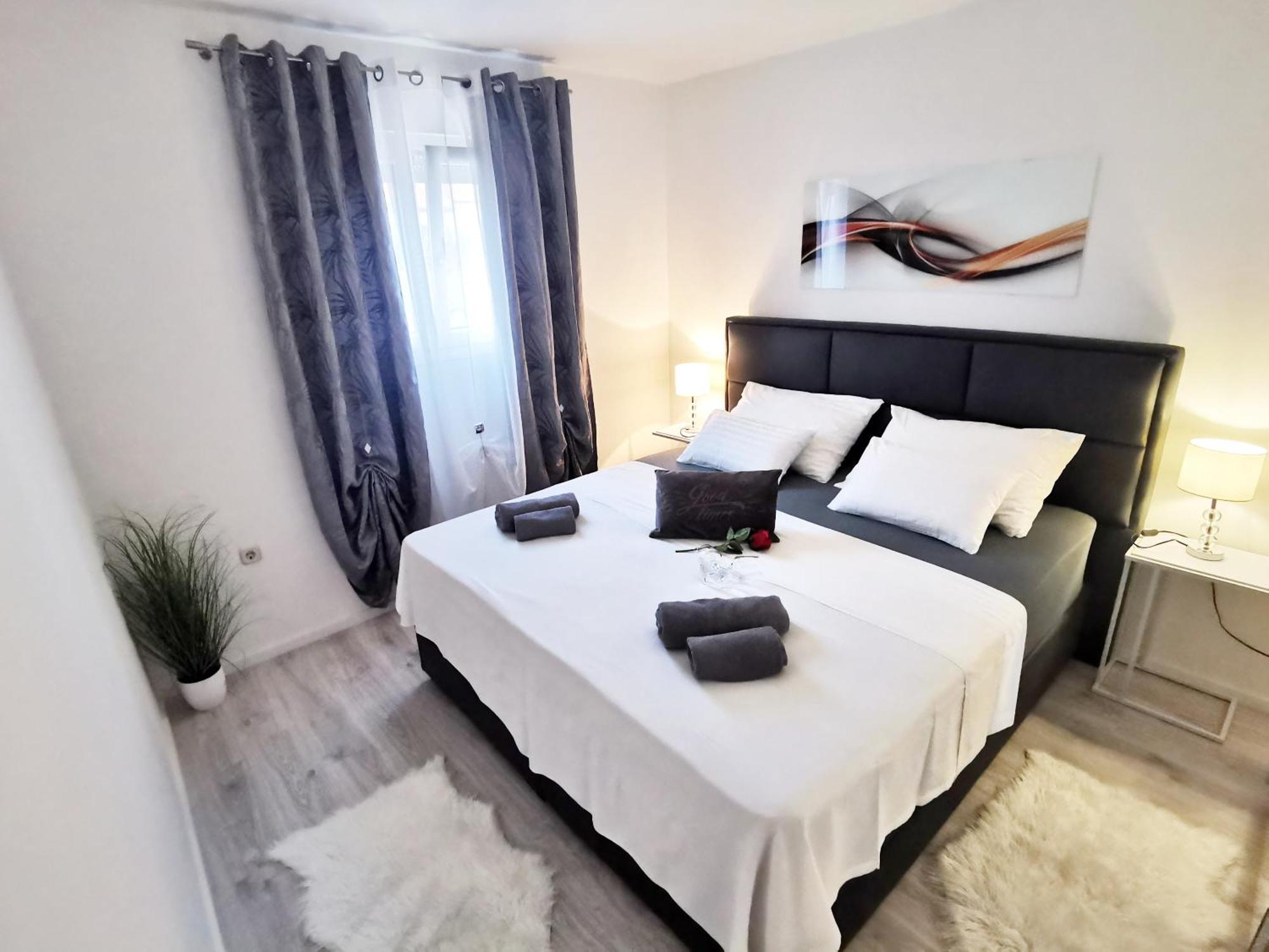 Apartment Toni With Private Parking Zadar Exterior foto